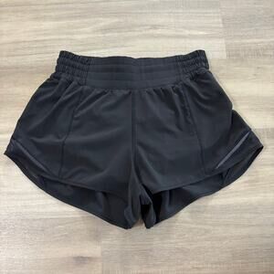 Lululemon Hotty Hot Short High-Rise 2.5" Women Size 4 Black